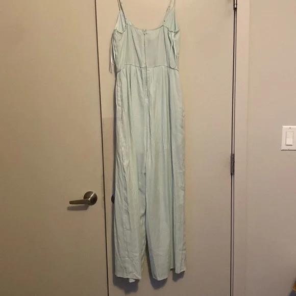 Francesca’s NWT Mint Green Knot Tie Front Jumpsuit Womens Size S - Picture 6 of 7